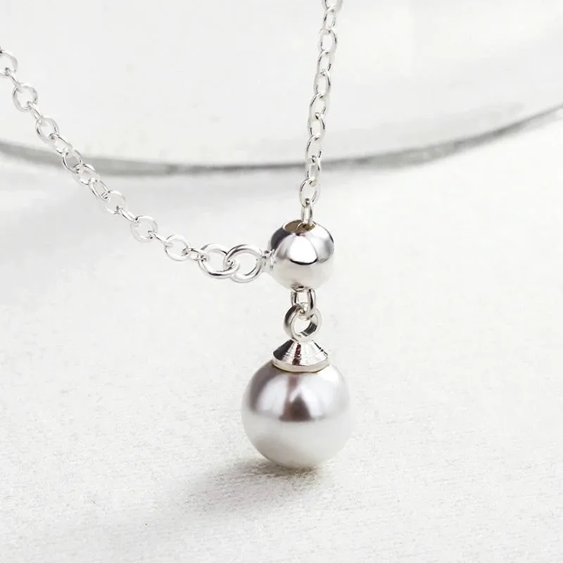 Pearl Dangling Necklace