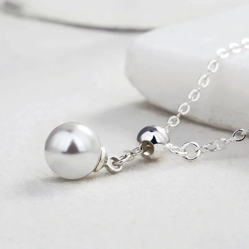 Pearl Dangling Necklace