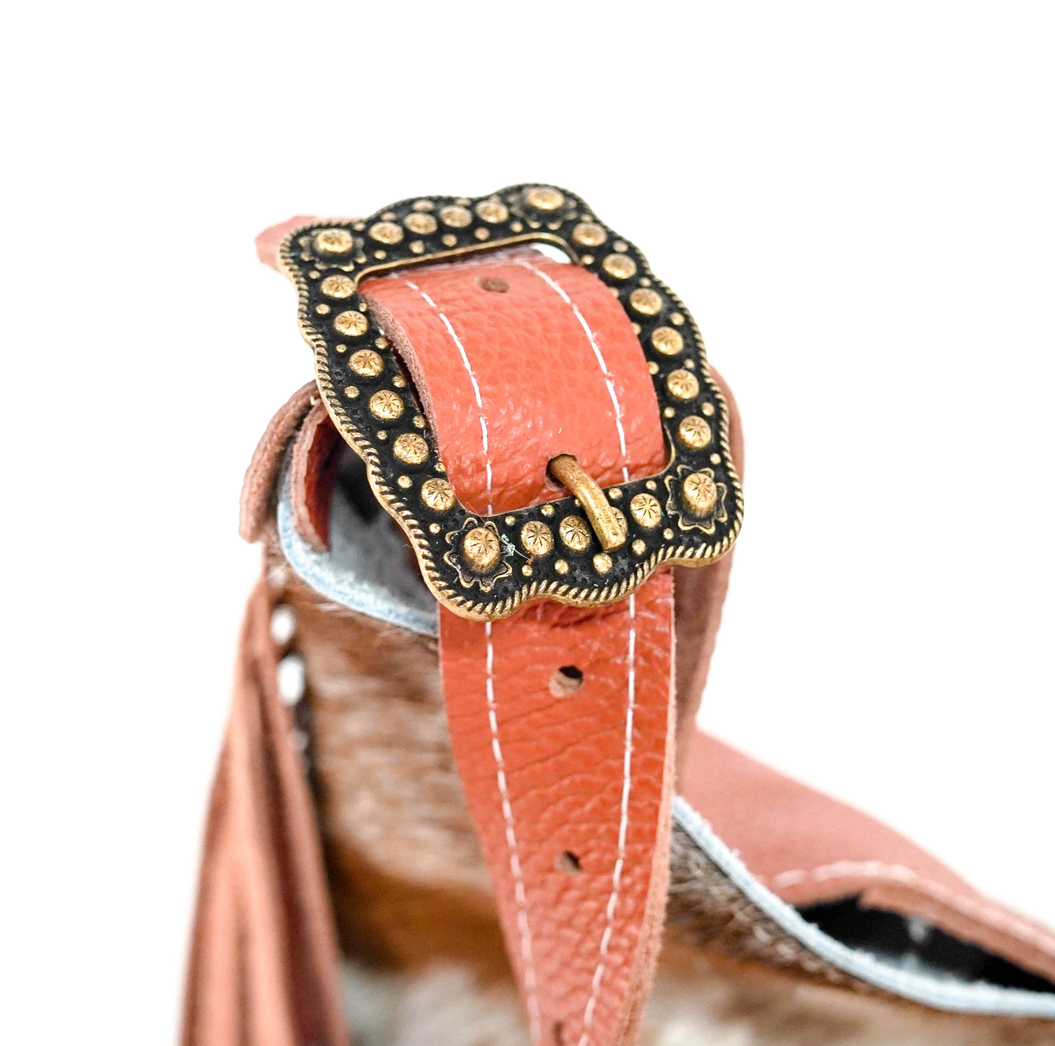 Reba - Longhorn w/ No Embossed