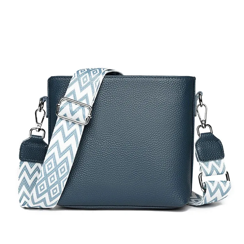 Women Genuine Leather Cowhide Bucket bag Crossbody BagMessenger Bag Simple Shoulder Bag New Female Purse Luxury Handbag