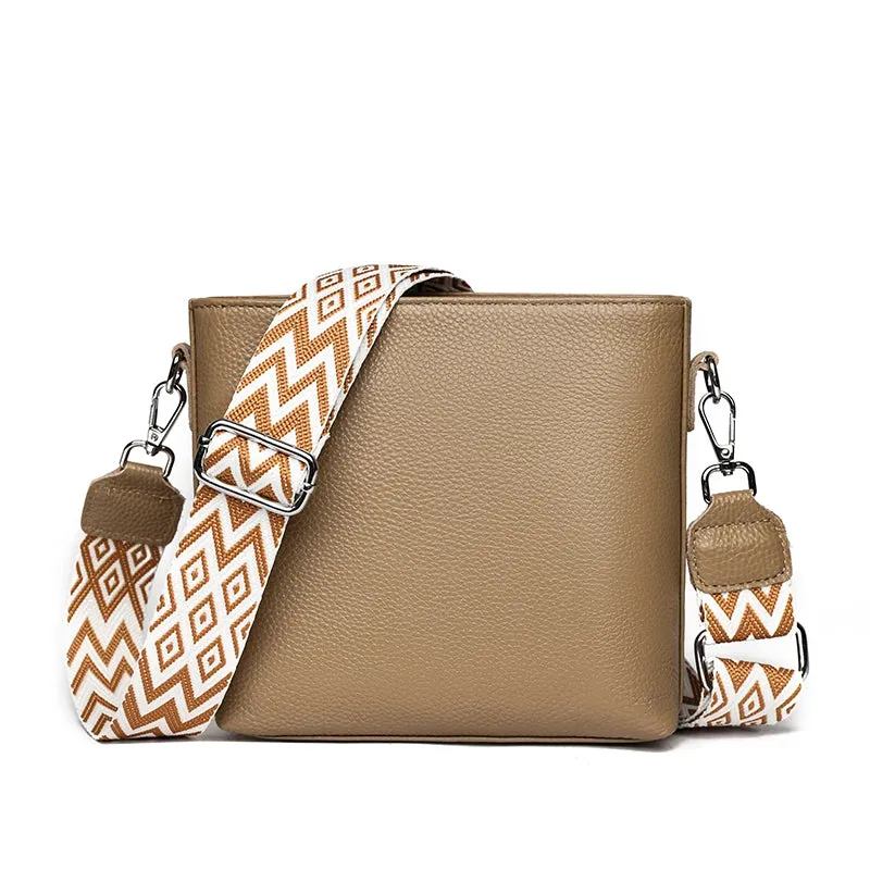 Women Genuine Leather Cowhide Bucket bag Crossbody BagMessenger Bag Simple Shoulder Bag New Female Purse Luxury Handbag